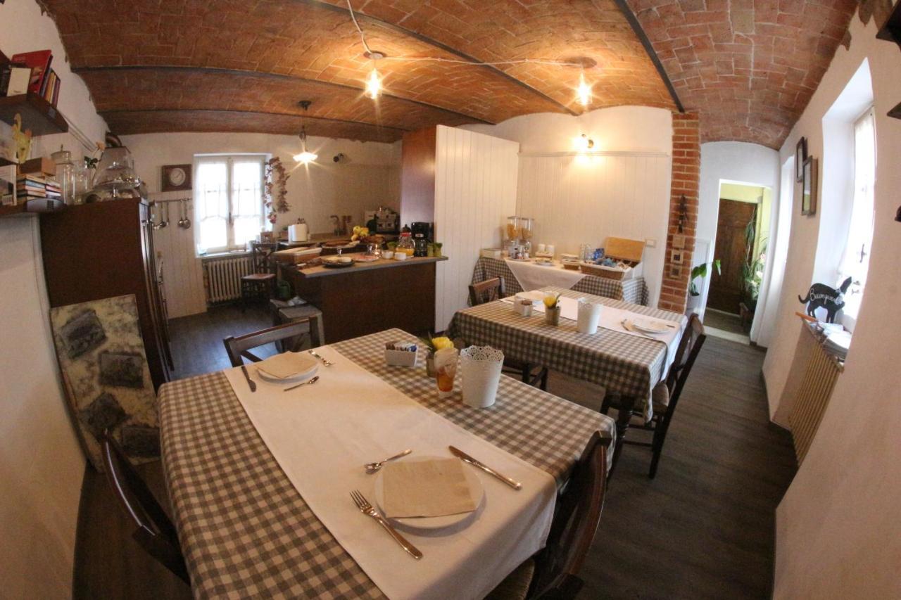 Poggio Dei Farinetti Bed and Breakfast Diano dʼAlba Buitenkant foto